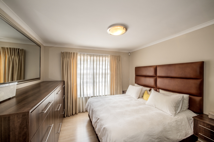 3 Bedroom Property for Sale in Rondebosch Western Cape
